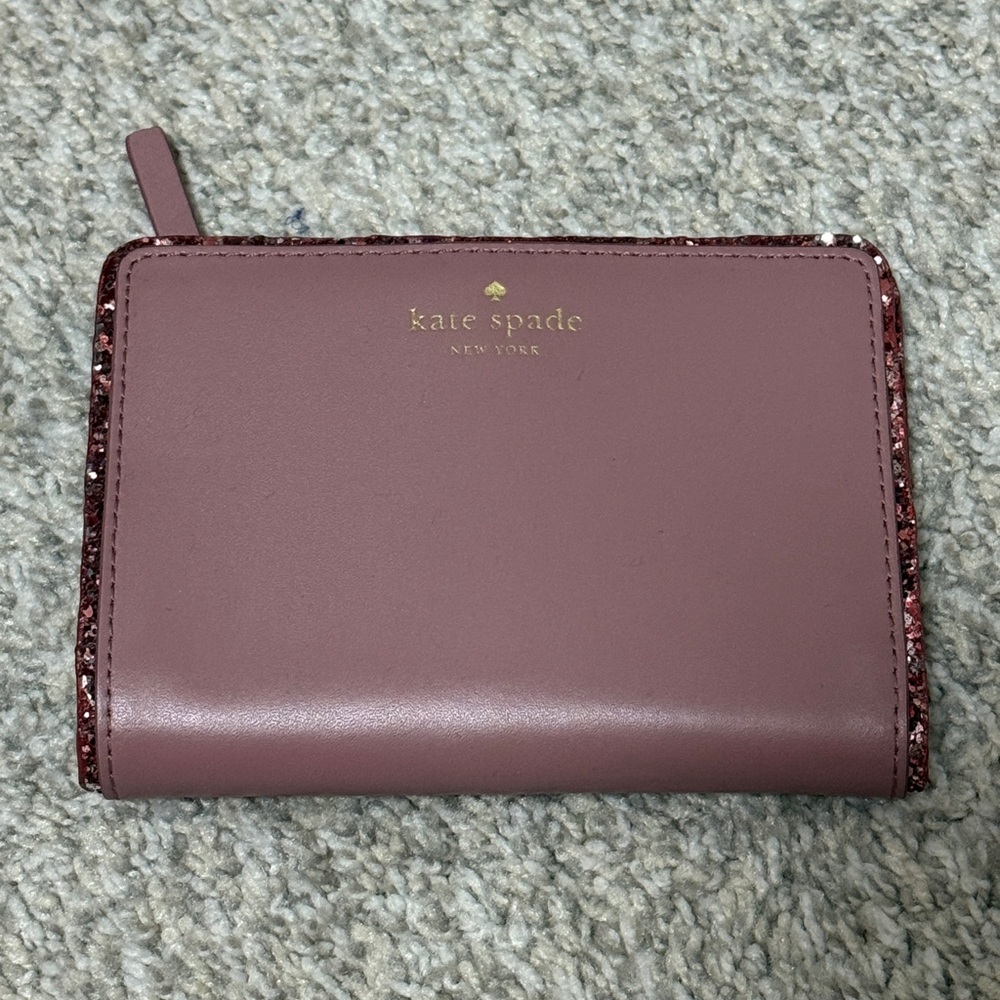 Kate Spade Tellie Bifold Wallet Seton Drive in Dusty Peony - Picture 3 of 8